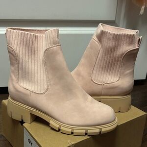 Women's Pink Ankle Boots